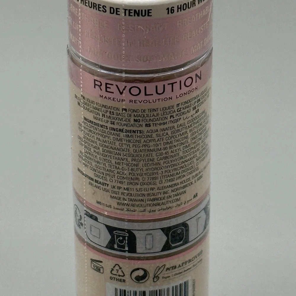 Makeup Revolution IRL Filter Longwear Foundation Breathable Soft Matte F10